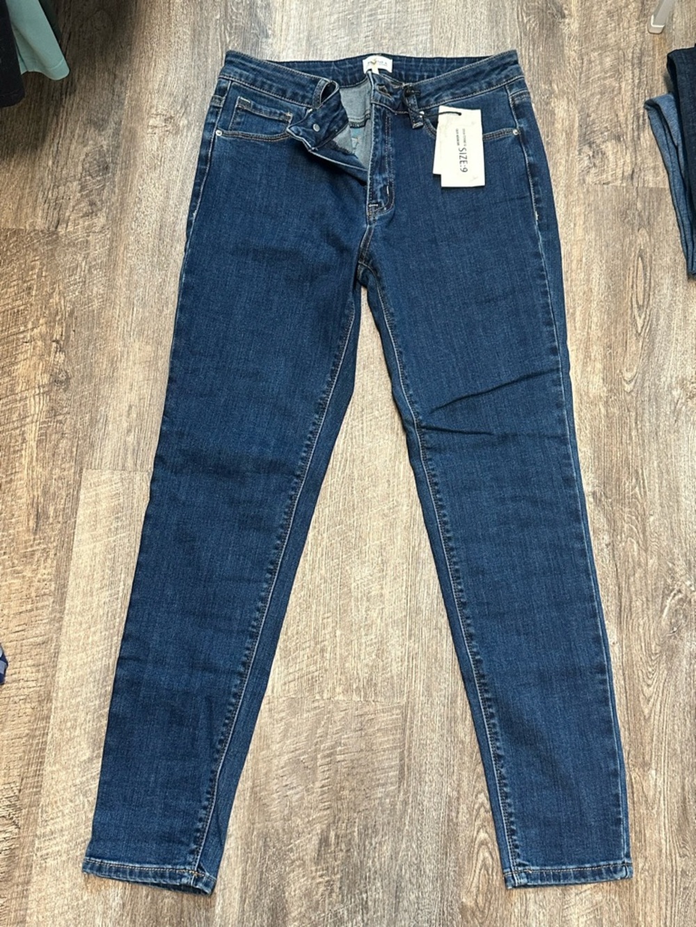 Slim High-Stretch Dark Blue Women's Skinny Jeans
